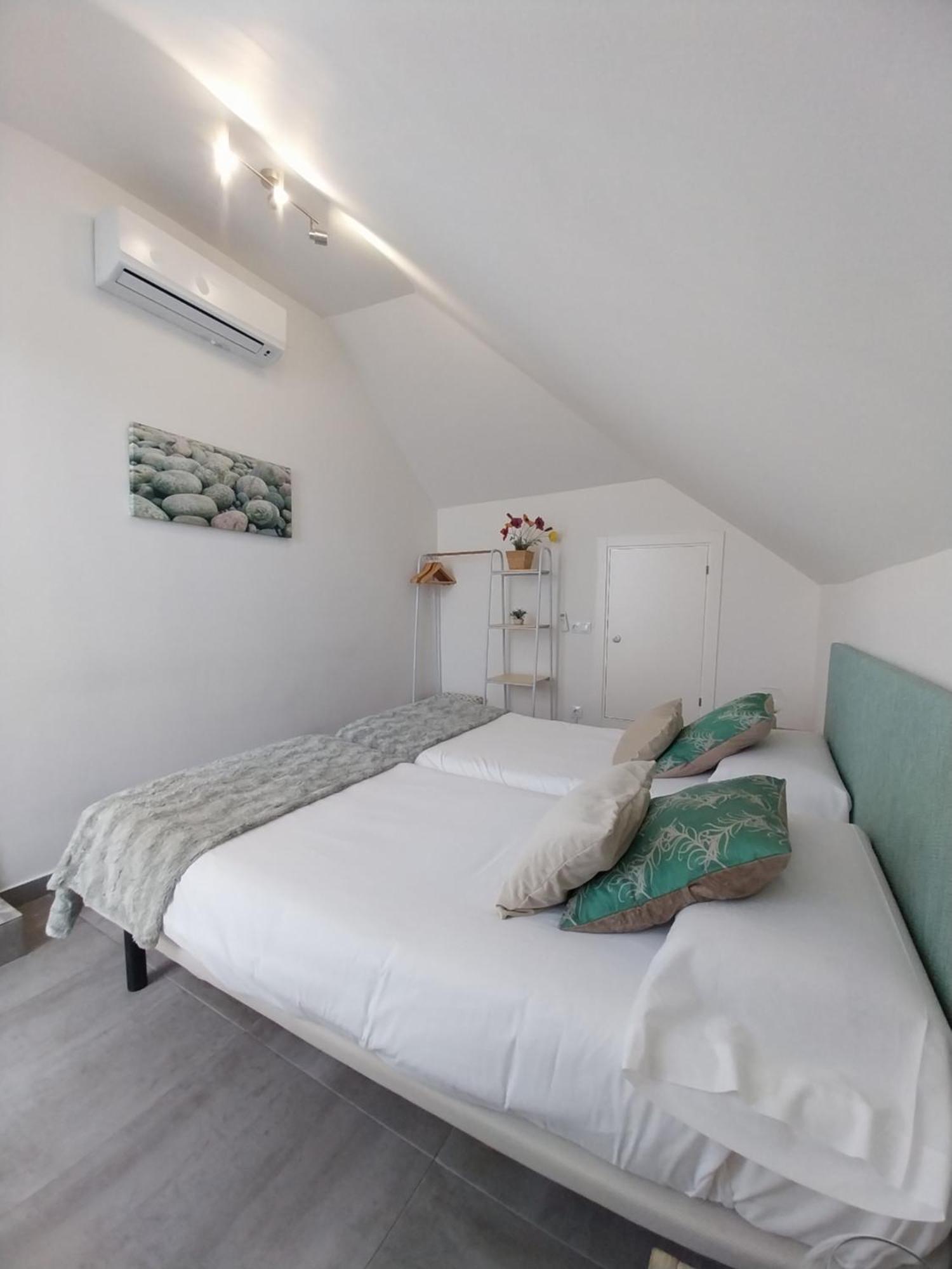 Apartamentos El Marques 马拉加 客房 照片