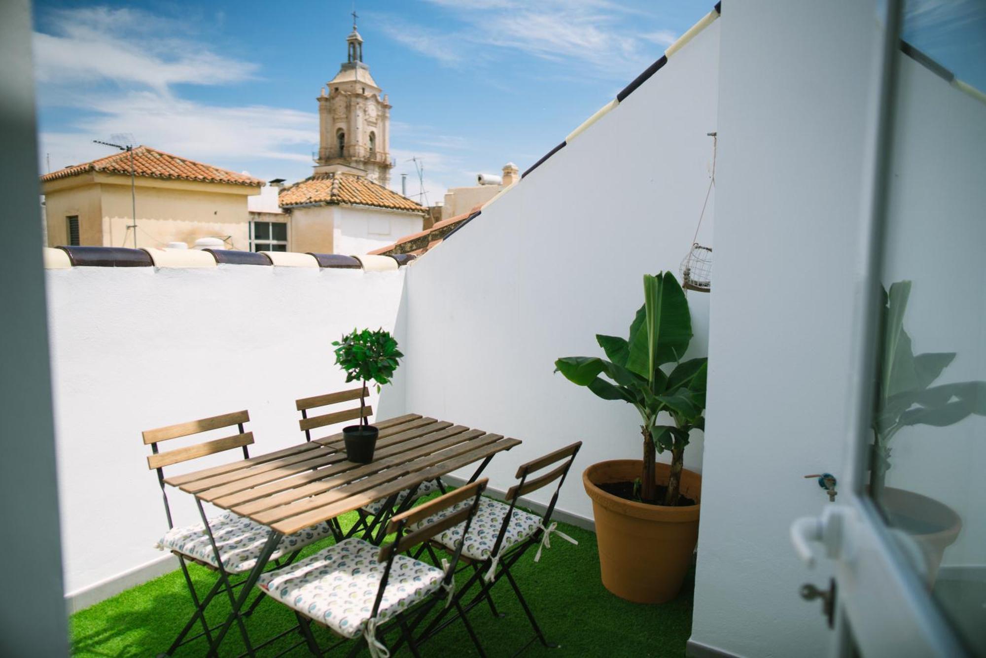 Apartamentos El Marques 马拉加 外观 照片