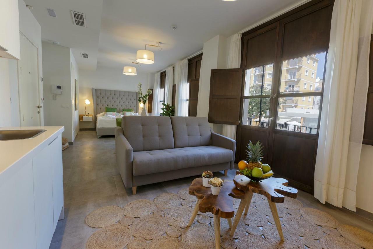 Apartamentos El Marques 马拉加 外观 照片
