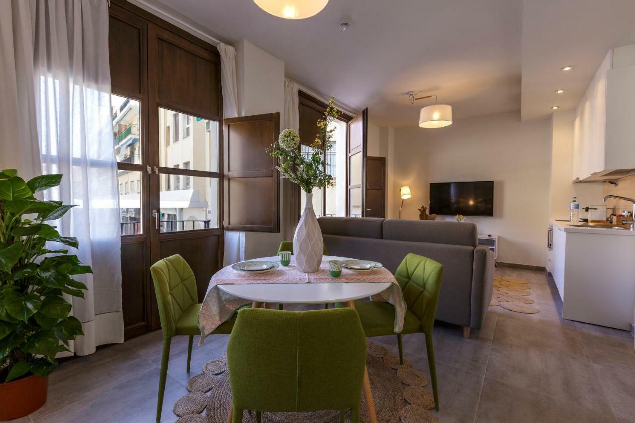 Apartamentos El Marques 马拉加 外观 照片