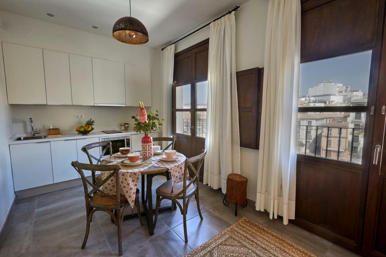 Apartamentos El Marques 马拉加 外观 照片